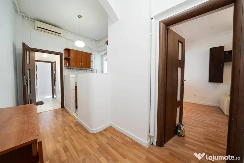Apartament cu 2 camere semidecomandat în Cișmigiu