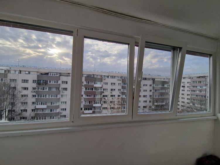 Apartament cu 3 camere decomandat, mobilat în Lujerului
