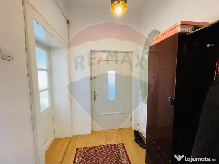 Casă cu 2 camere cu Teren 110 Mp în Lazaret