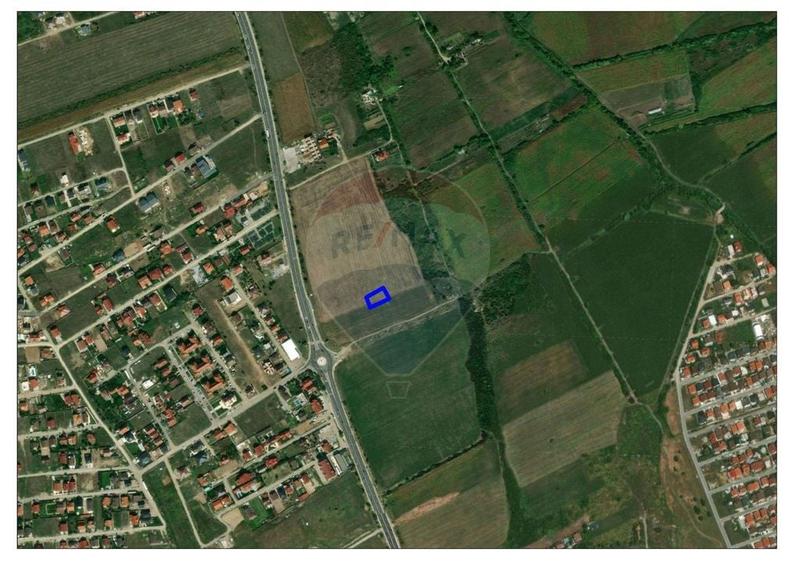 Teren Construcții intravilan de 745 mp, în Sânmartin