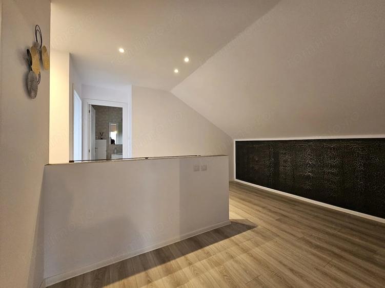 Casă cu Teren 880 Mp în Păuliș