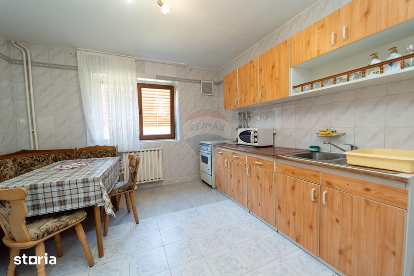 Casă cu Teren 1050 Mp în Cioplea