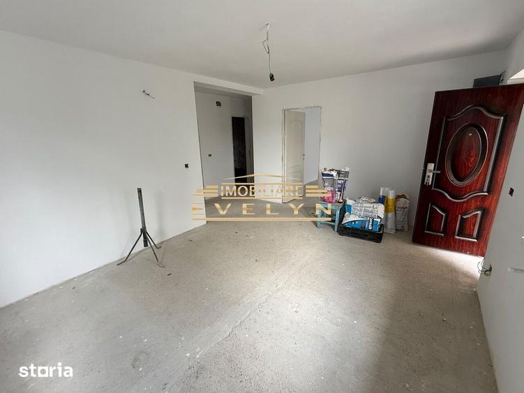 Casă cu 3 camere decomandat cu Teren 509 Mp în Central