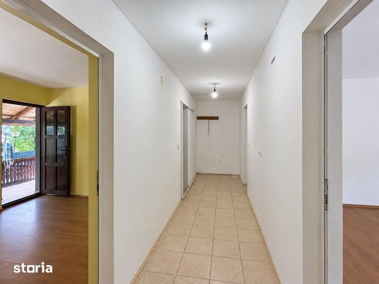 Uricani Iasi Doua Case in Una 108mp Ideala 2 Familii, 1330 mp teren - 19