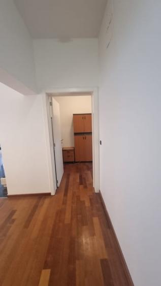 Apartament cu 5 camere decomandat, mobilat în Primăverii