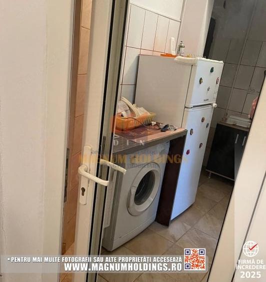 Garsonieră decomandată, mobilată în Războieni