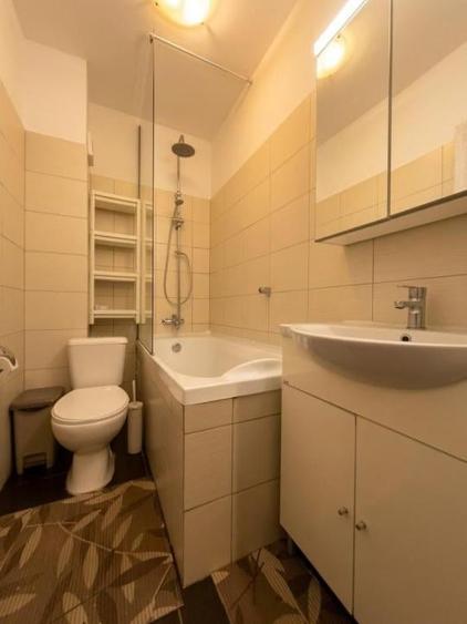110000 euro - 2camere- decomandata-centrala proprie-metrou - 4