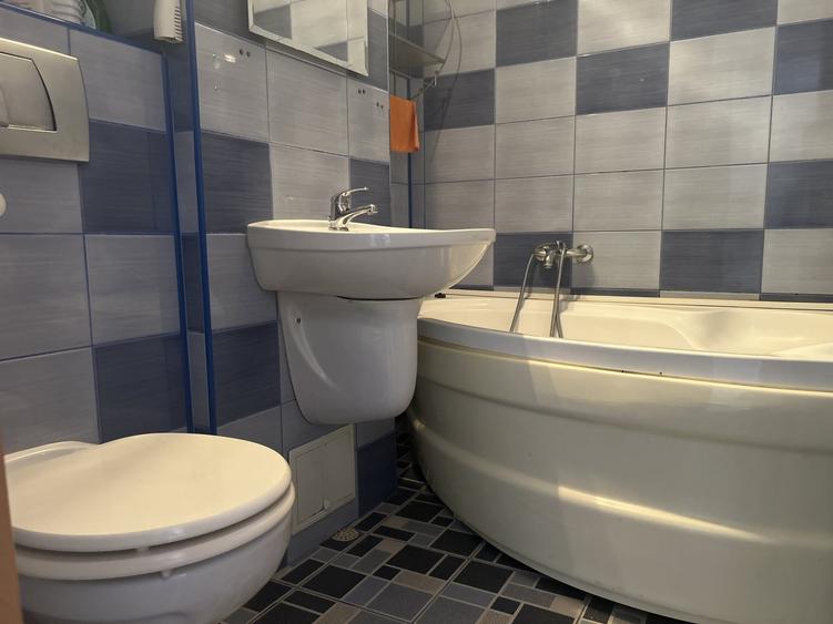 Apartament cu 2 camere, mobilat în Aradului