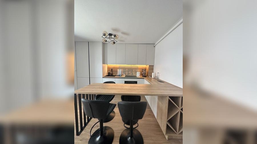 Apartament cu 2 camere semidecomandat în Florești