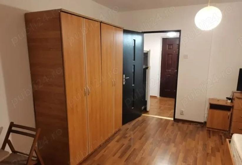 Garsonieră decomandată, mobilată în Drumul Taberei