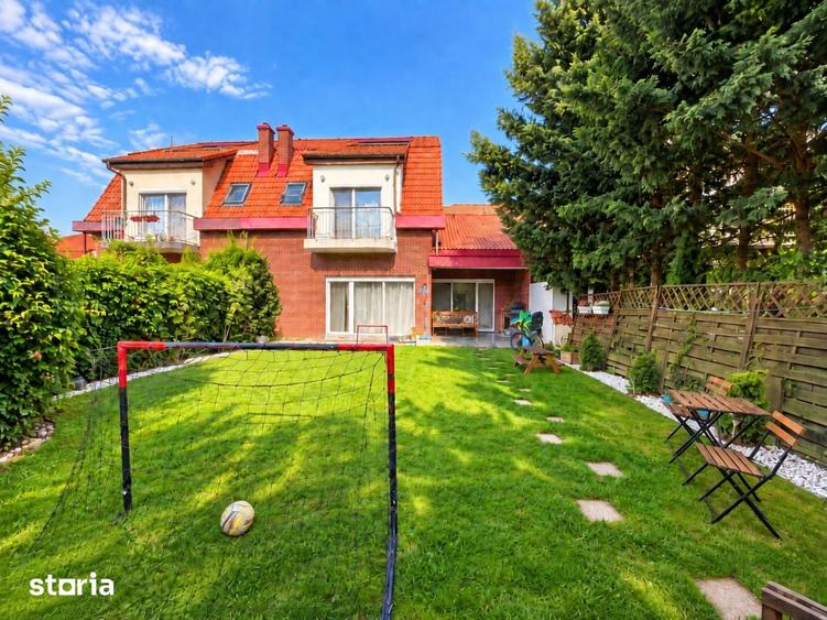 Casă cu 7 camere cu Teren 200 Mp în Central