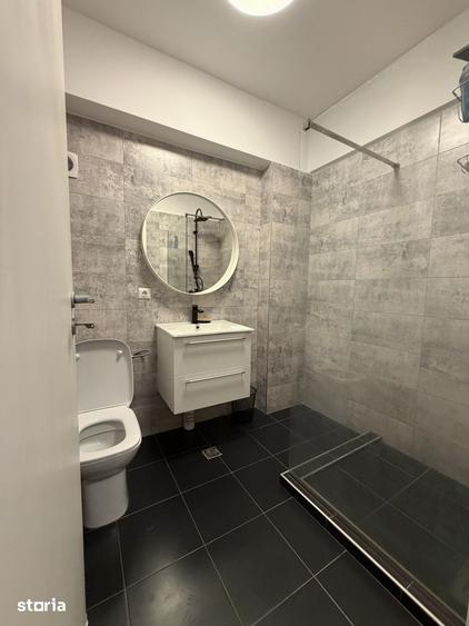 Apartament cu 2 camere decomandat în Andronache