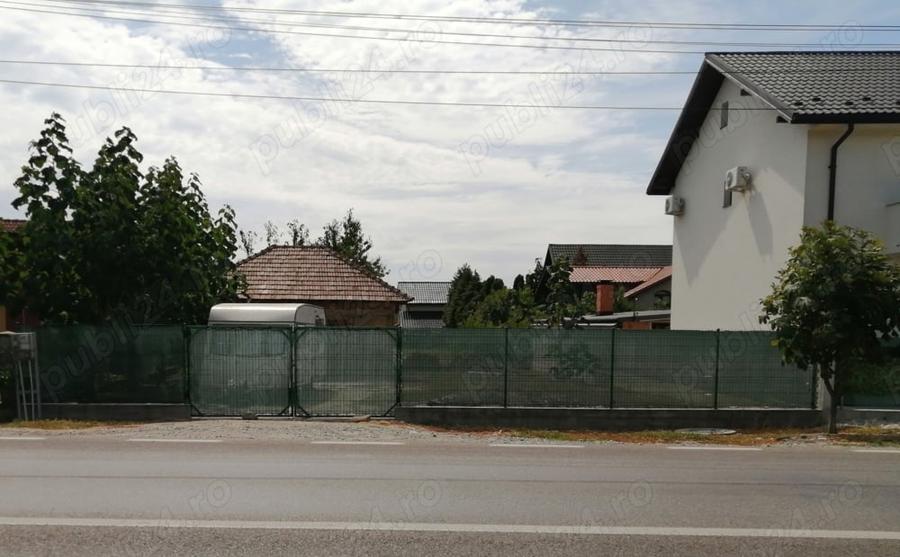 Teren de 1400 mp, în Central