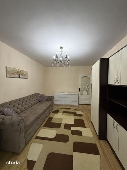 Apartament cu 2 camere decomandat în Nicolina