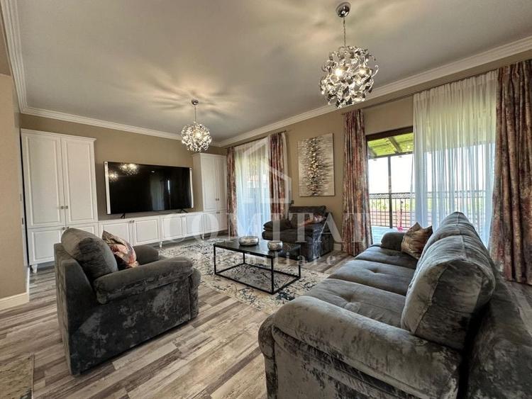 Duplex cu 5 camere cu Canalizare în Dezmir