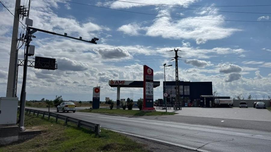 Spațiu comercial, în Ceacu