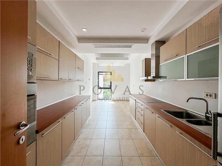 Apartament cu 3 camere decomandat, mobilat în Herăstrău