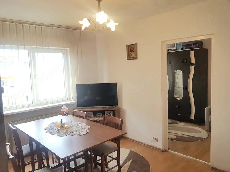 Apartament cu 2 camere nedecomandat în Central