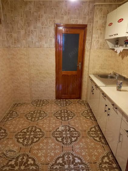Vand apartament 2 camere decomandat, utilat si mobilat gata de mutare Zona Industriala (Scoala 11) - 4
