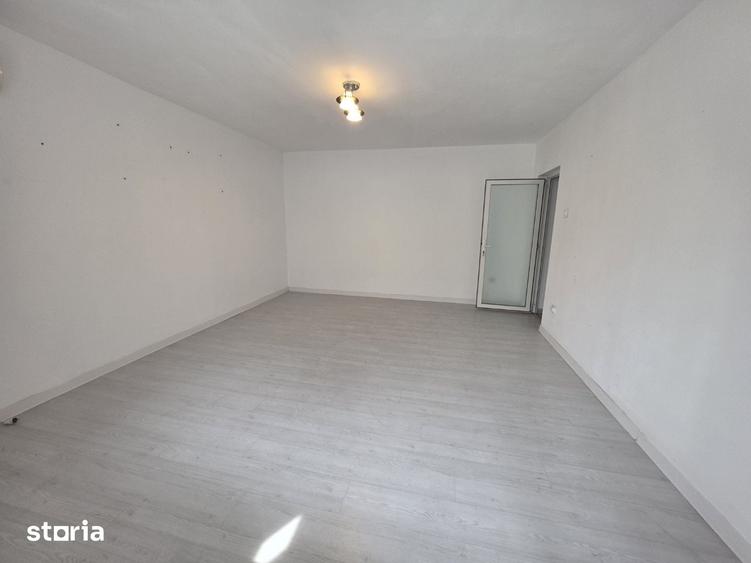 Apartament cu 2 camere decomandat în Decebal