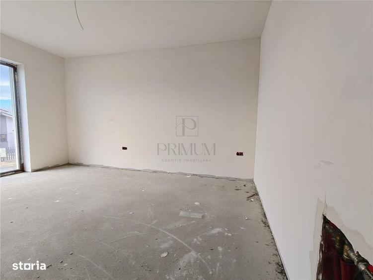 Casă cu 4 camere în Moșnița Nouă
