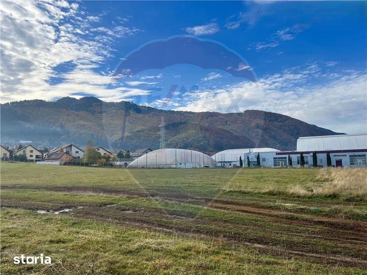 Teren de 749 mp, în Astra