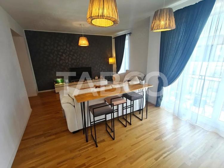 Apartament cu 3 camere decomandat în Central