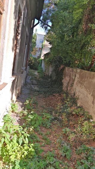 Casă individuală cu 4 camere cu Canalizare în Dacia