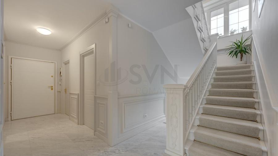 Casă individuală cu 7 camere cu Piscina în Central