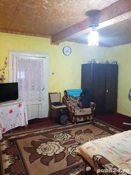Casă cu 3 camere cu Teren 1400 Mp în Șicula