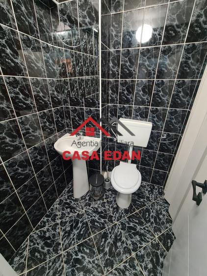 Apartament cu 3 camere decomandat în Câmpina