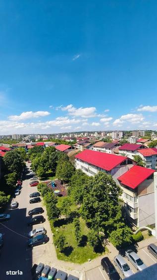 Apartament cu 3 camere decomandat în Frumoasa