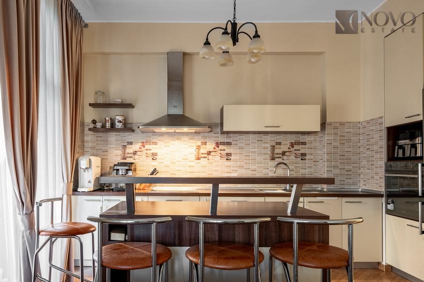 Duplex cu 7 camere cu Canalizare în Ferdinand