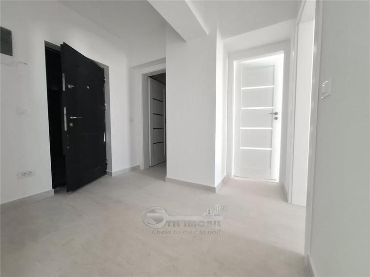 Apartament cu 2 camere decomandat în Galata