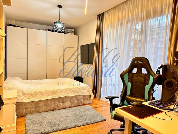 Penthouse cu 7 camere semidecomandat, mobilat în Bună Ziua