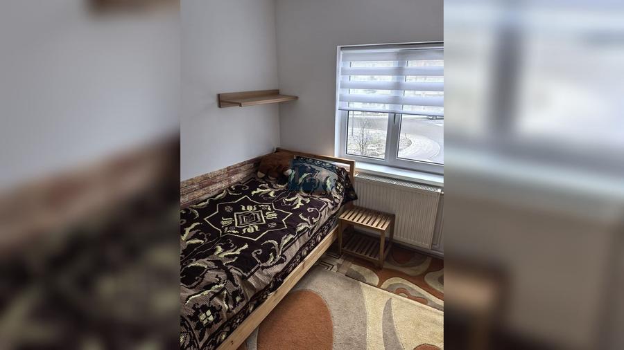Apartament cu 4 camere decomandat, mobilat în Central