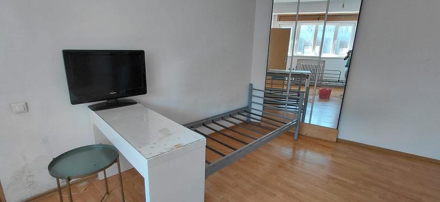 Apartament cu 2 camere semidecomandat în Centrul Istoric