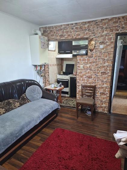 Apartament cu 2 camere decomandat în Bariera Vâlcii