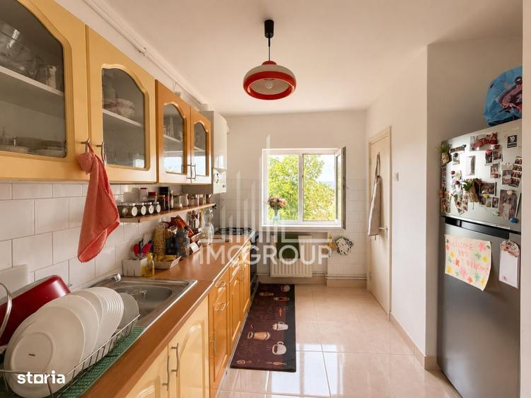 Apartament 2 camere decomandate de inchiriat, Str. L. Pasteur, UMF - 9