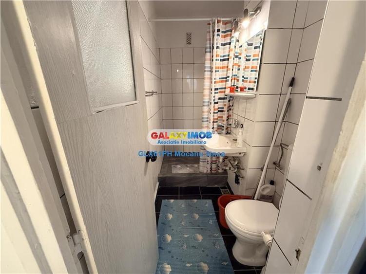 Apartament cu 4 camere decomandat, mobilat în Cantacuzino
