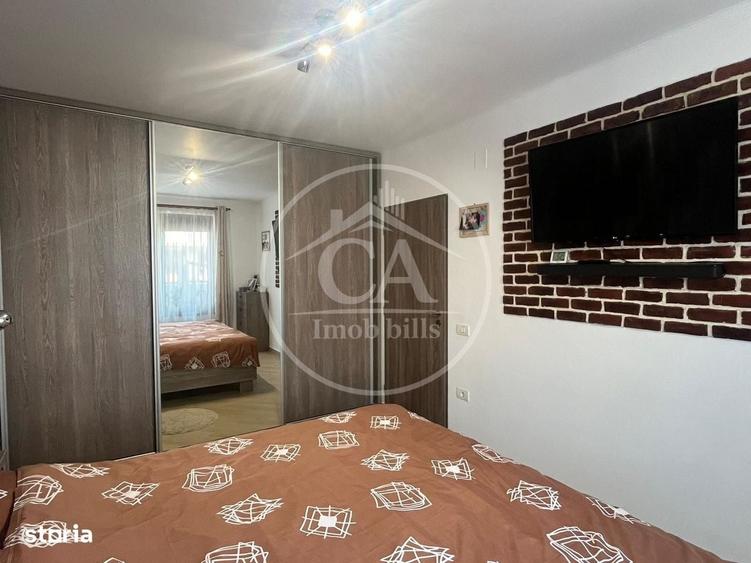 Casă cu 4 camere decomandat în Central