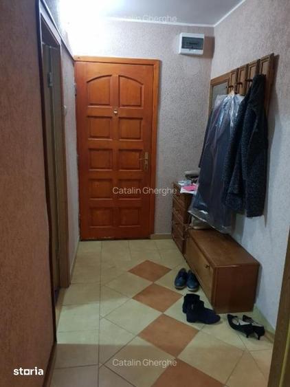 Apartament cu 4 camere decomandat, mobilat în Militari