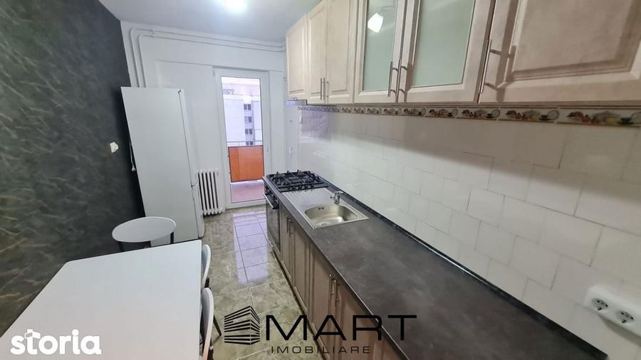 Apartament cu 3 camere în Mihai Viteazul
