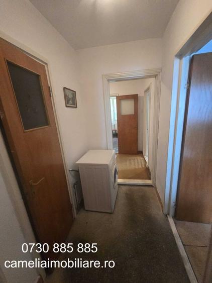 Apartament cu 3 camere decomandat în Păcii