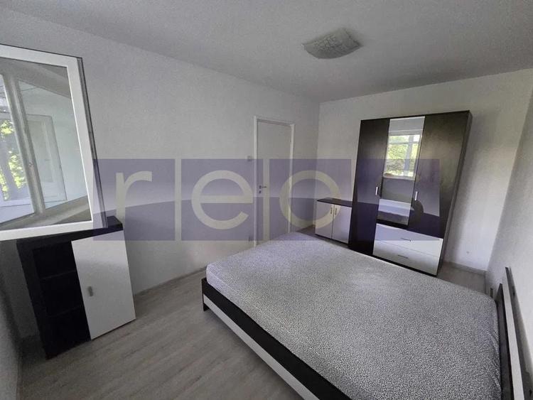 Apartament cu 2 camere semidecomandat în Compozitorilor