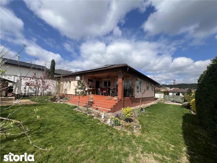 Casă cu 4 camere cu Teren 577 Mp în Iorga