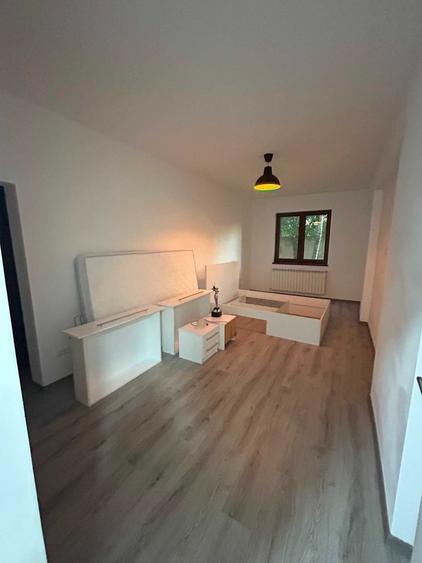 Apartament cu 2 camere decomandat în Ghencea