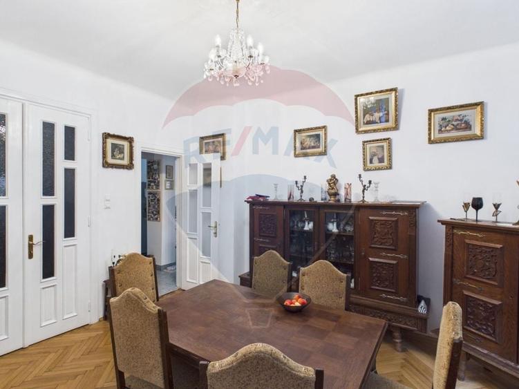Duplex cu 5 camere cu Teren 354 Mp în 13 Septembrie