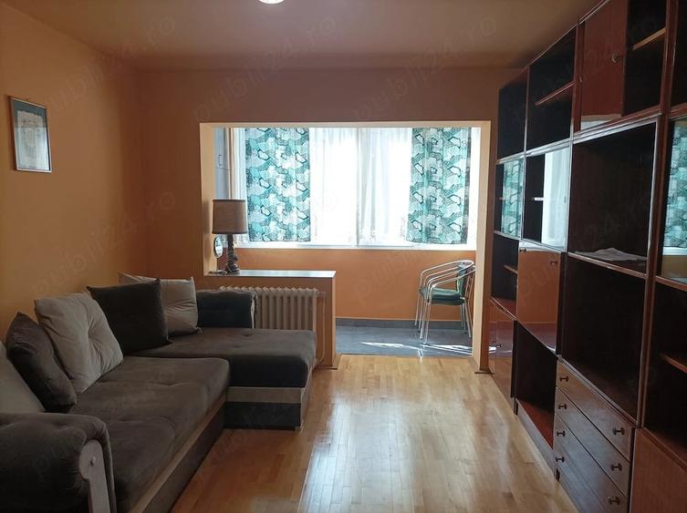 Apartament cu 2 camere decomandat în Zamfirescu
