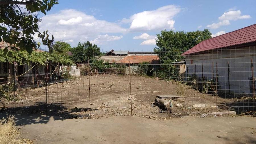 Teren de 425 mp, în Central